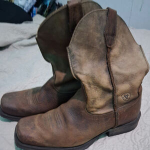 Ariat Rambler western boots size 10EE Style 10002317(35829)